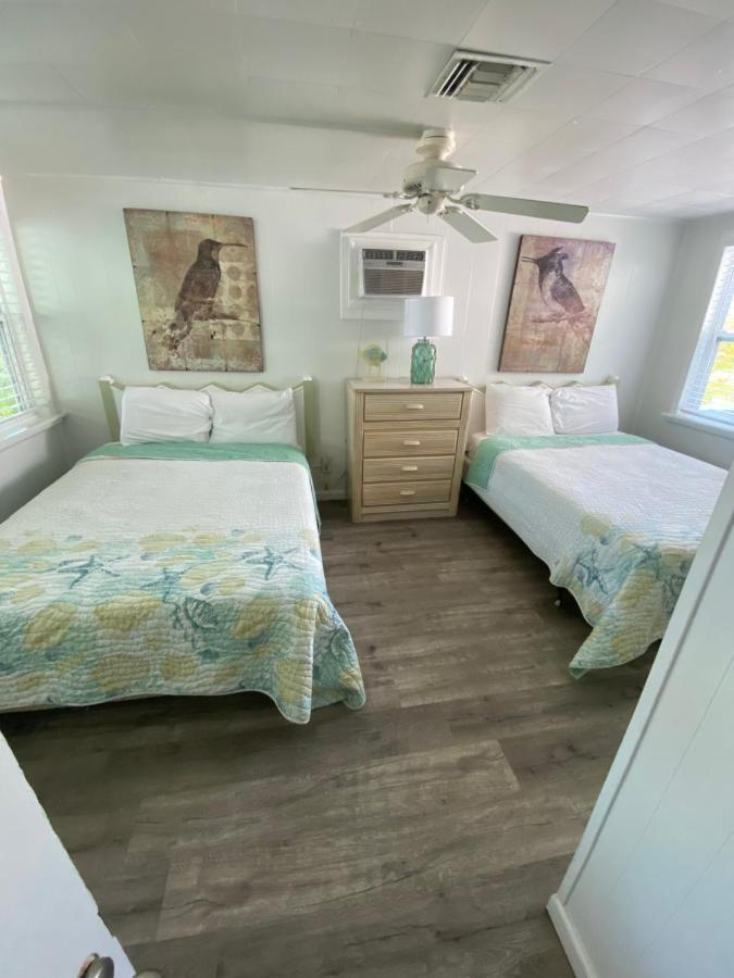 Tropical Winds Beachfront Motel And Cottages Sanibel Exterior photo