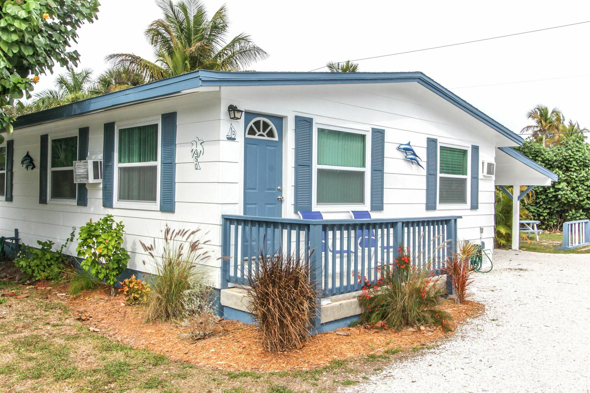Tropical Winds Beachfront Motel And Cottages Sanibel Exterior photo