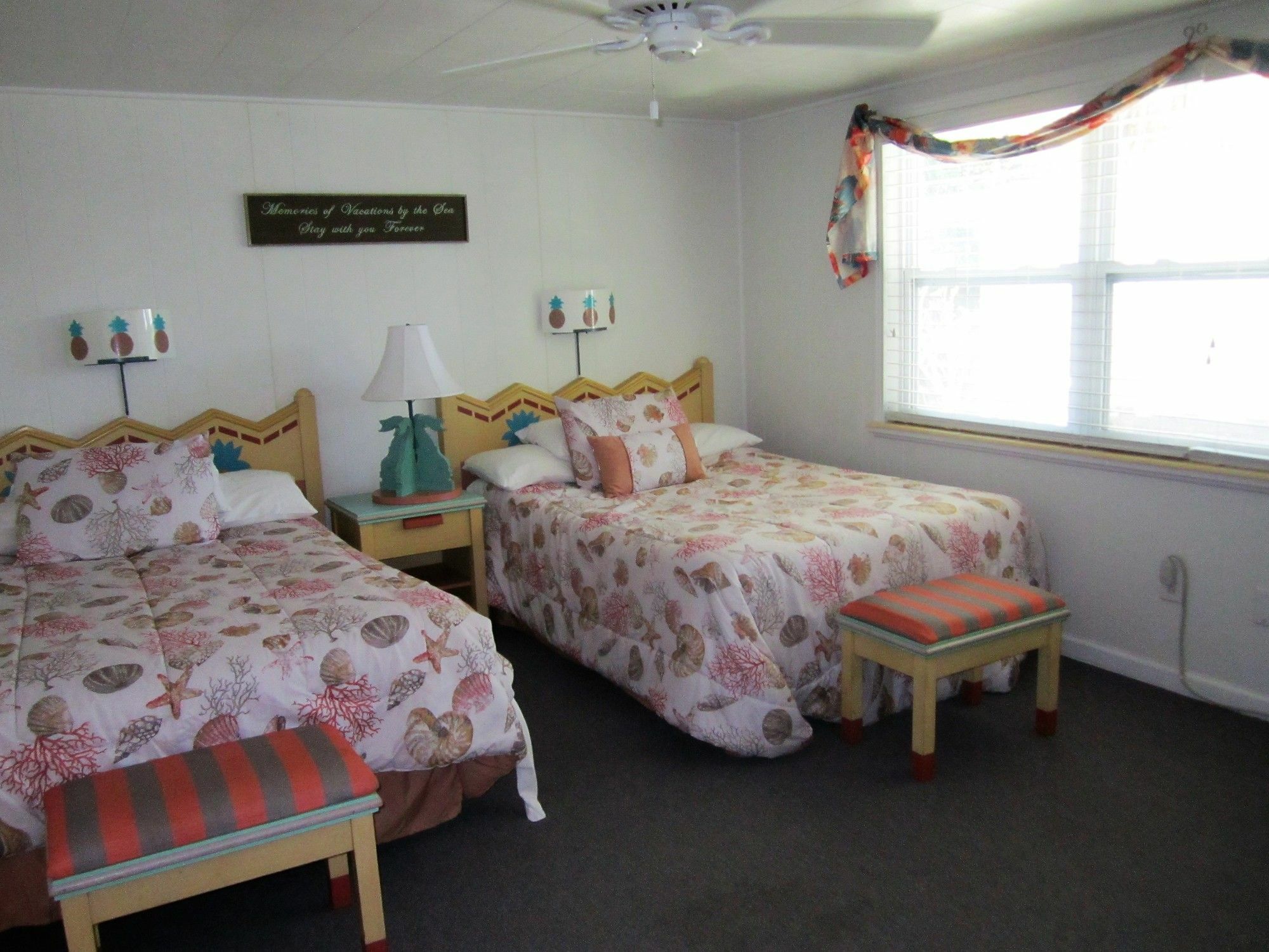 Tropical Winds Beachfront Motel And Cottages Sanibel Exterior photo